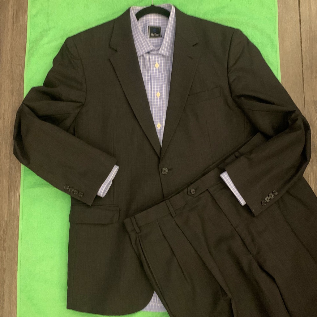 Jos A Bank Dark Charcoal Year ‘Round Wool Suit